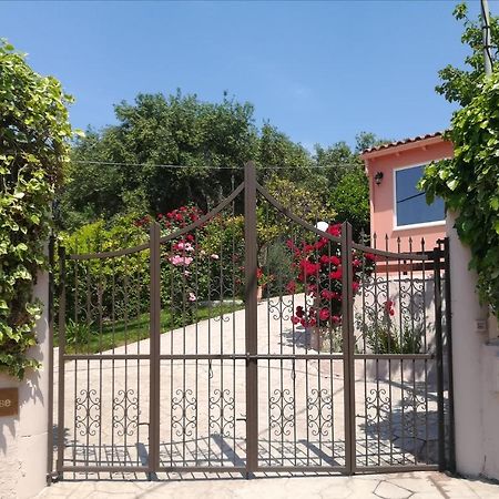 Ey House Villa CChalikounas Buitenkant foto