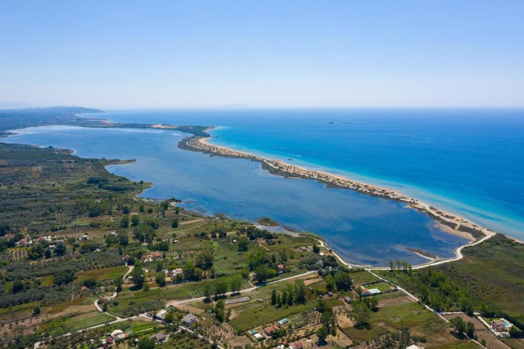 Ey House Villa CChalikounas Buitenkant foto