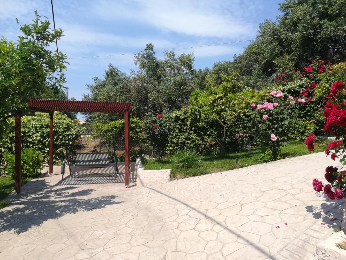 Ey House Villa CChalikounas Buitenkant foto